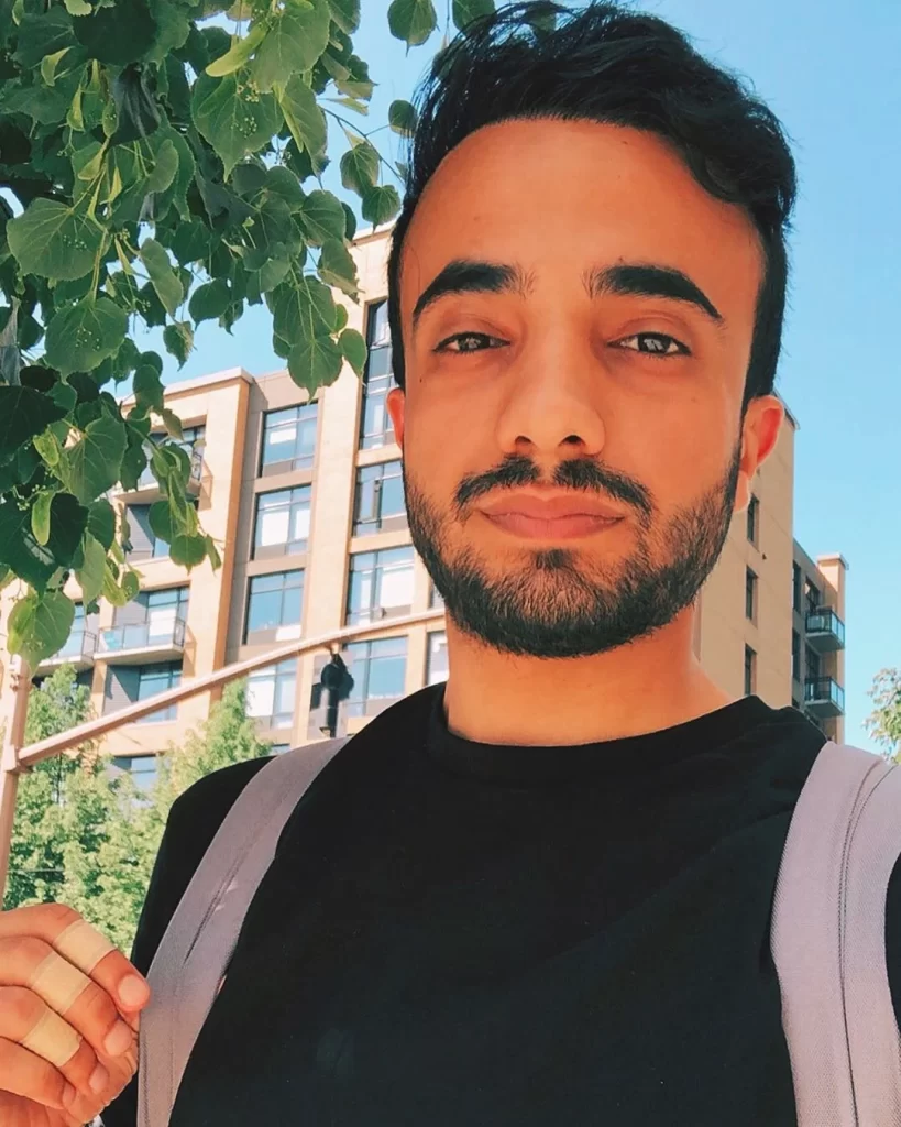 من هو ثنيان خالد