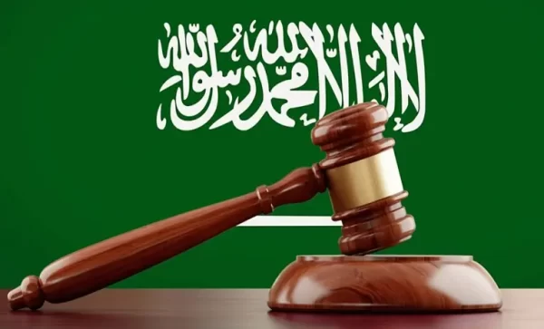 هل مهنة مستشار قانوني مسعودة