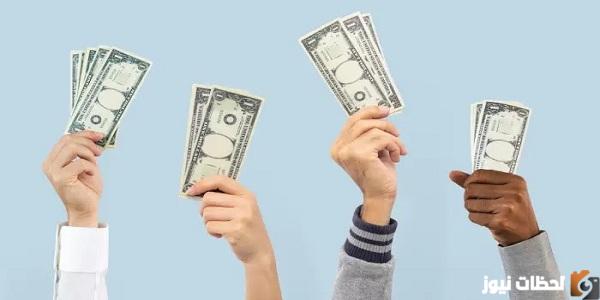 عن طريق أي من الأمور التالية يمكن الخروج من حلقة الفقر؟