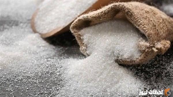 وزارة التموين تصرح باستيراد 165 ألف طن من السكر.. زيادة كميات السكر المعروضة بالأسواق