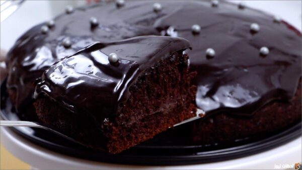 خطوات عمل كيكة الشوكولاتة ببيضة واحدة بطريقة سهلة واقتصادية