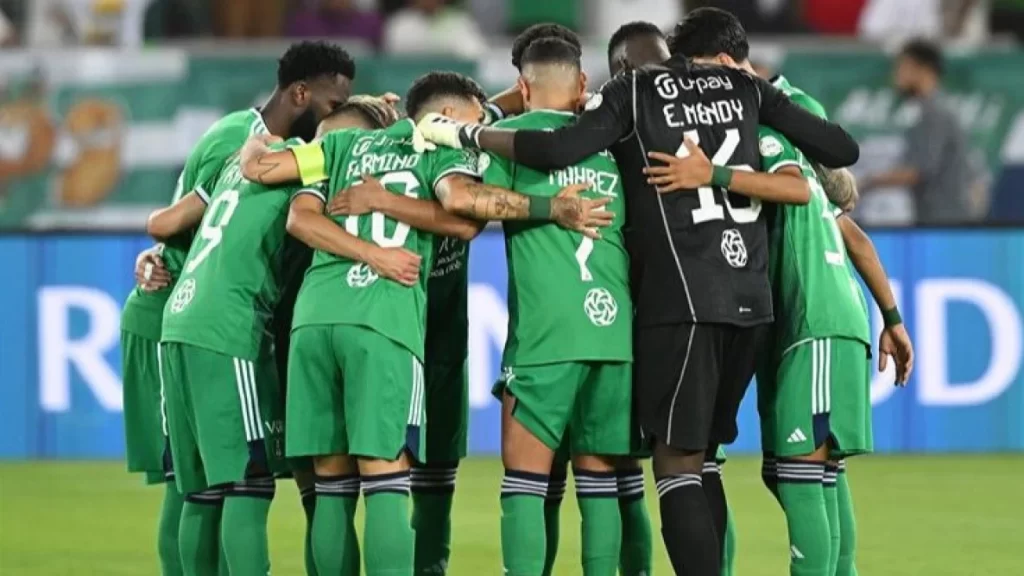 الأهلي يفسخ عقد نجم الجمهور المفضل خلال ساعات !