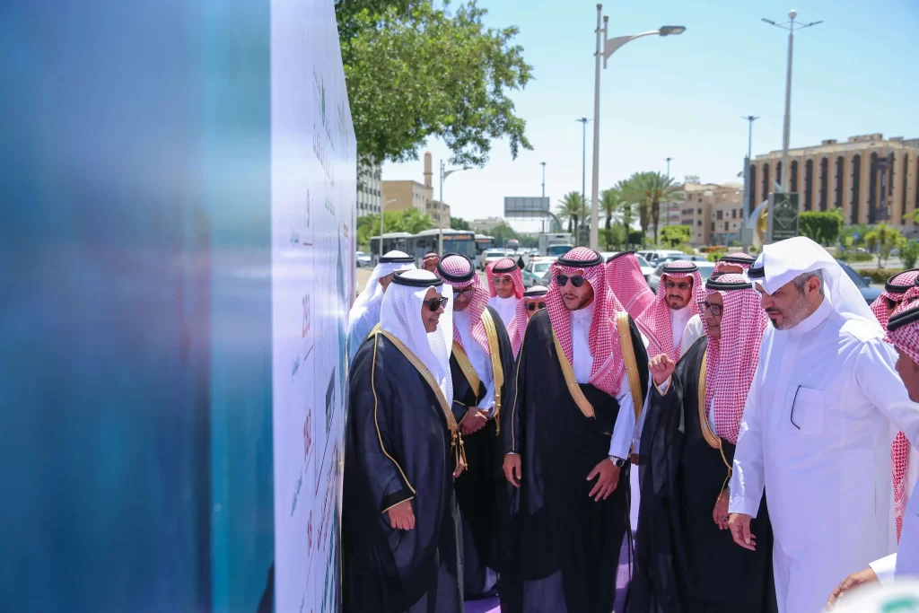 بعد تدشين مشروع خدمات النقل العام بالطائف