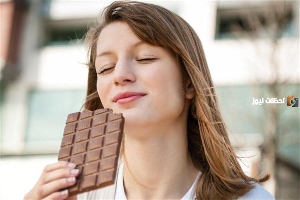 الشوكولاتة تسبب الاكتئاب للنساء