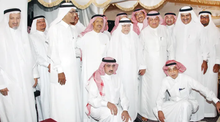 المهيدب وش يرجع وما هو اصل عائلة المهيدب