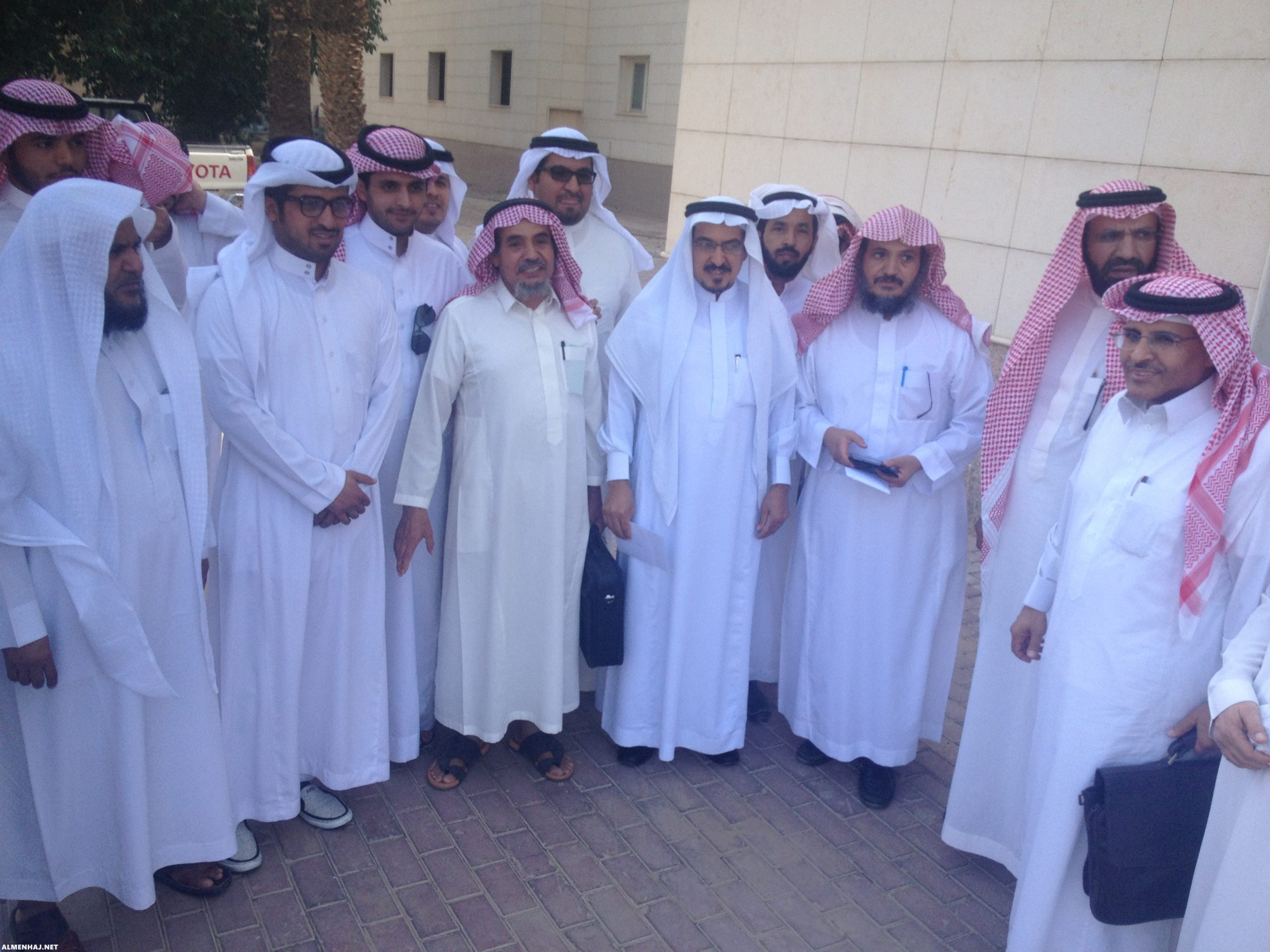 الهطلاني وش يرجع