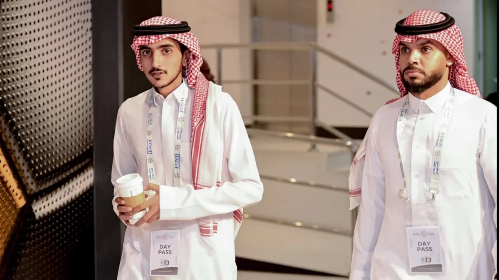 بعد هزيمة ديربي الرياض «المنجم»