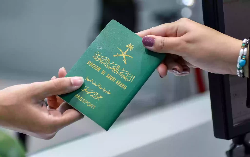 بين سجن وغرامات مالية كبيرة وترحيل من السعودية