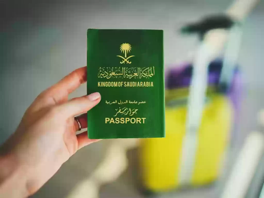 تستطيع تجنبها بـ 500 ريال عقوبة هذه المخالفة تصل إلى الترحيل!! الجوازات السعودية ما تمزح.
