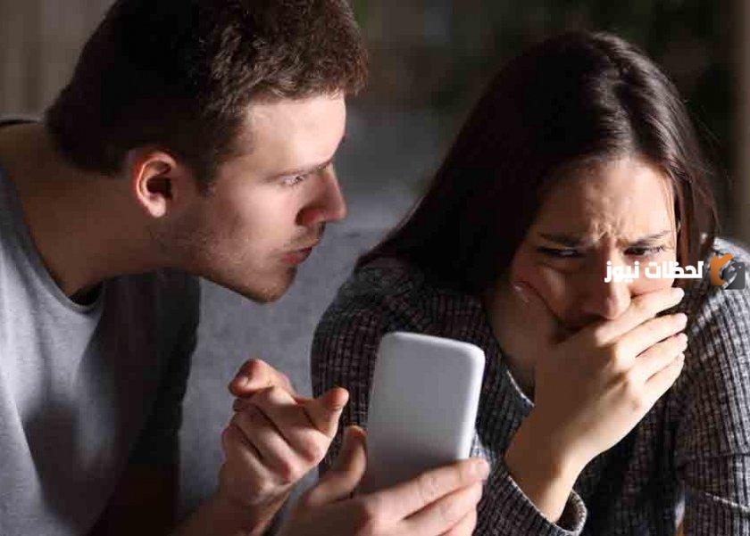 تسرب محادثة طلاقها وتسوي بلوك لزوجها