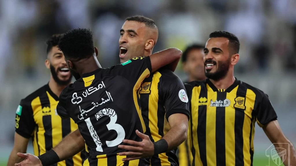 ثعلب الإدارة في أوروبا وأسطورة بنفيكا مدير تنفيذي للاتحاد