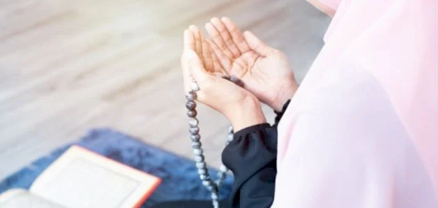 دعاء لأمي الله يرحمها أجمل 9 ادعية للام المتوفية مستجاب