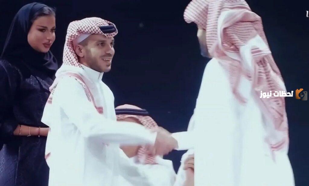 سلطان المحيسن زوج فاطمة الانصاري وش يرجع
