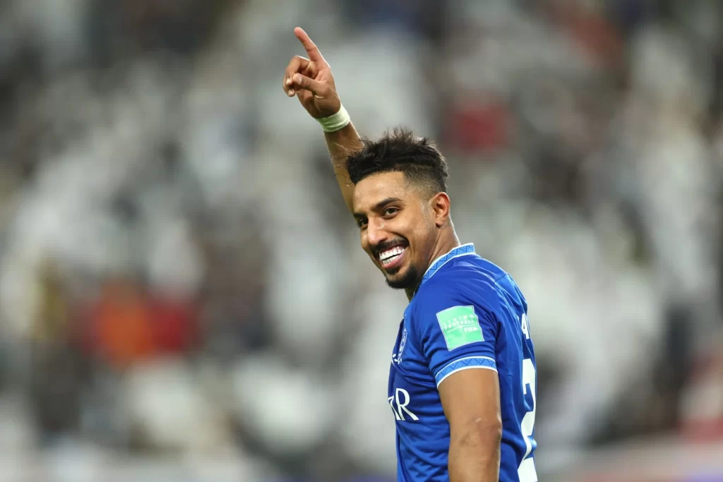 كم راتب سالم الدوسري الجديد مع الهلال