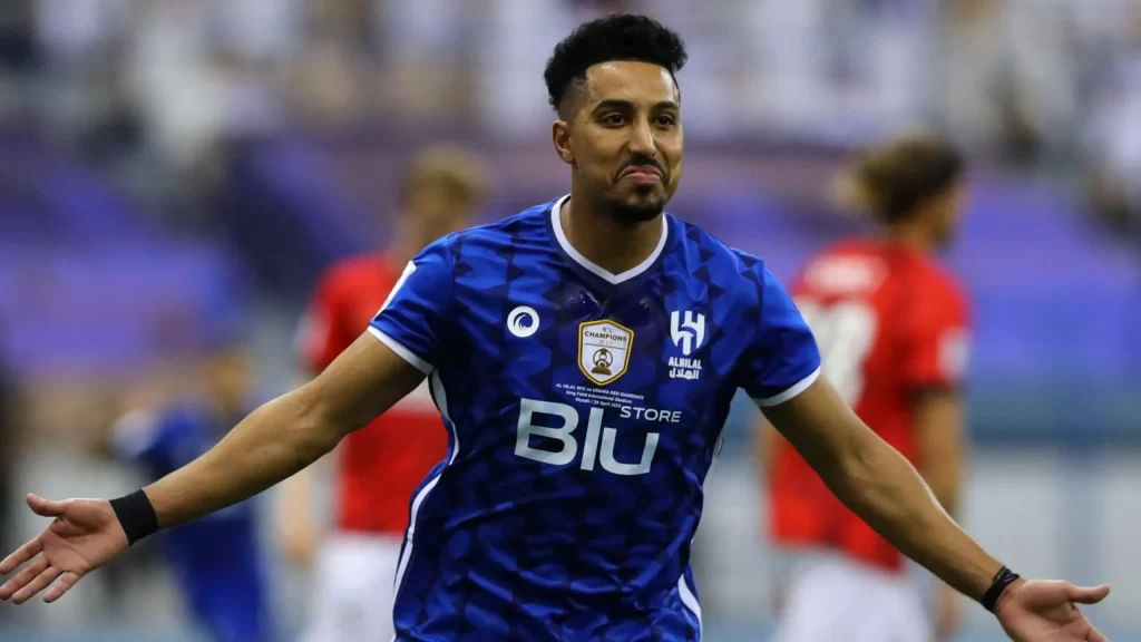 كم راتب سالم الدوسري الجديد مع الهلال 2023