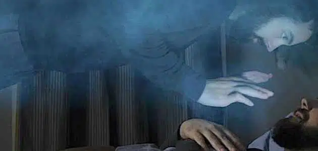 ما تفسير خنق الميت للحي في المنام