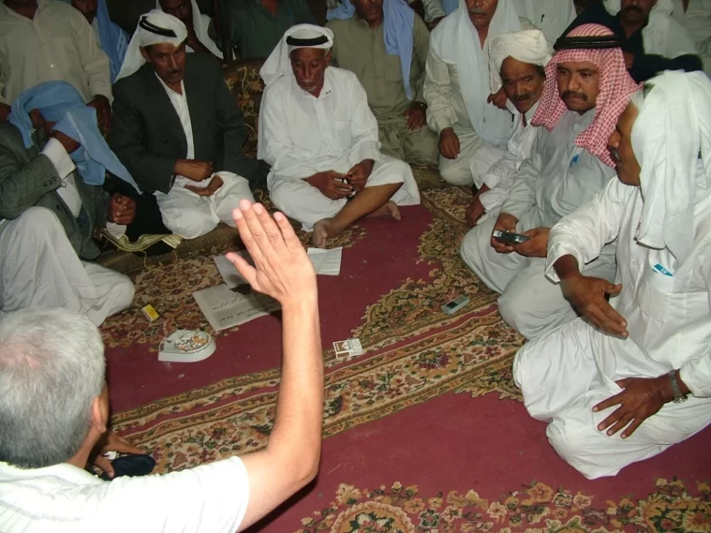 من اين اصل عائلة المشارقة