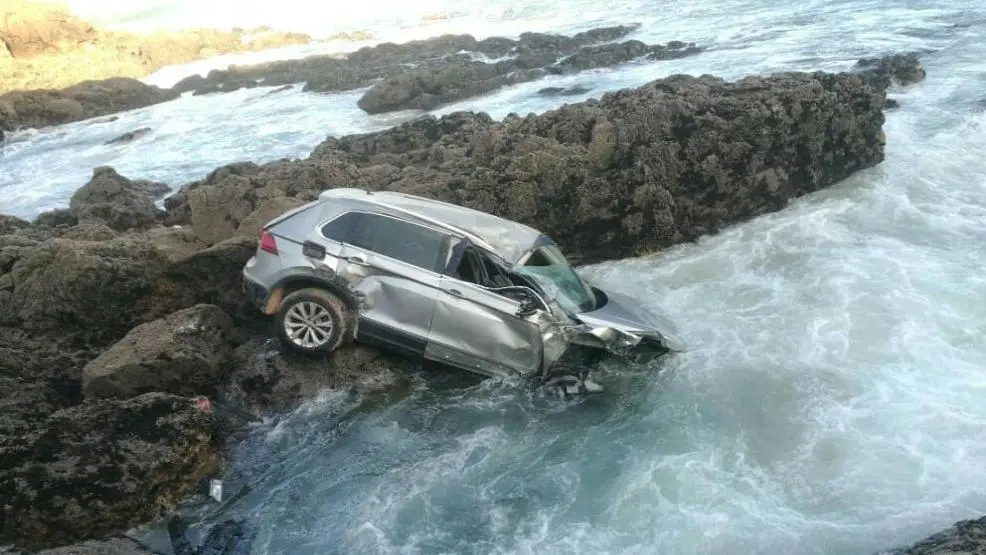 Kakvo je tumačenje sna o padu automobila u vodu i izlasku iz nje? - novine Mozaat News