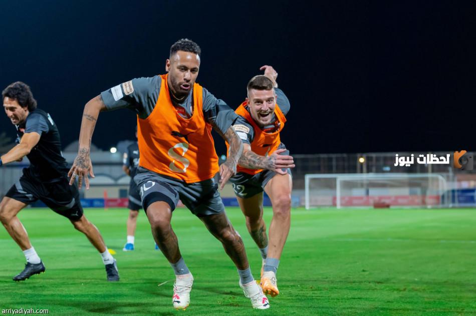 من يقوم بدور نيمار الغائب عن مباراة اليوم.. مدرب الهلال يحدد
