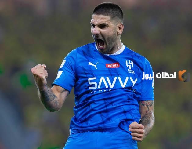 نحن الأفضل بكل تأكيد.. تصريحات نارية من مهاجم الهلال دعما لمدربه
