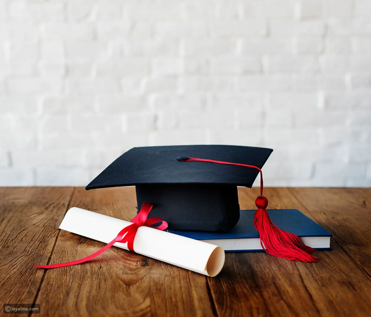 إعلان خبر تخرج صديقتي