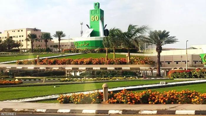 تخصصات تحضيري علمي في جامعة الملك عبدالعزيز 1445 هل في جامعة الملك عبد العزيز سنة تحضيرية؟