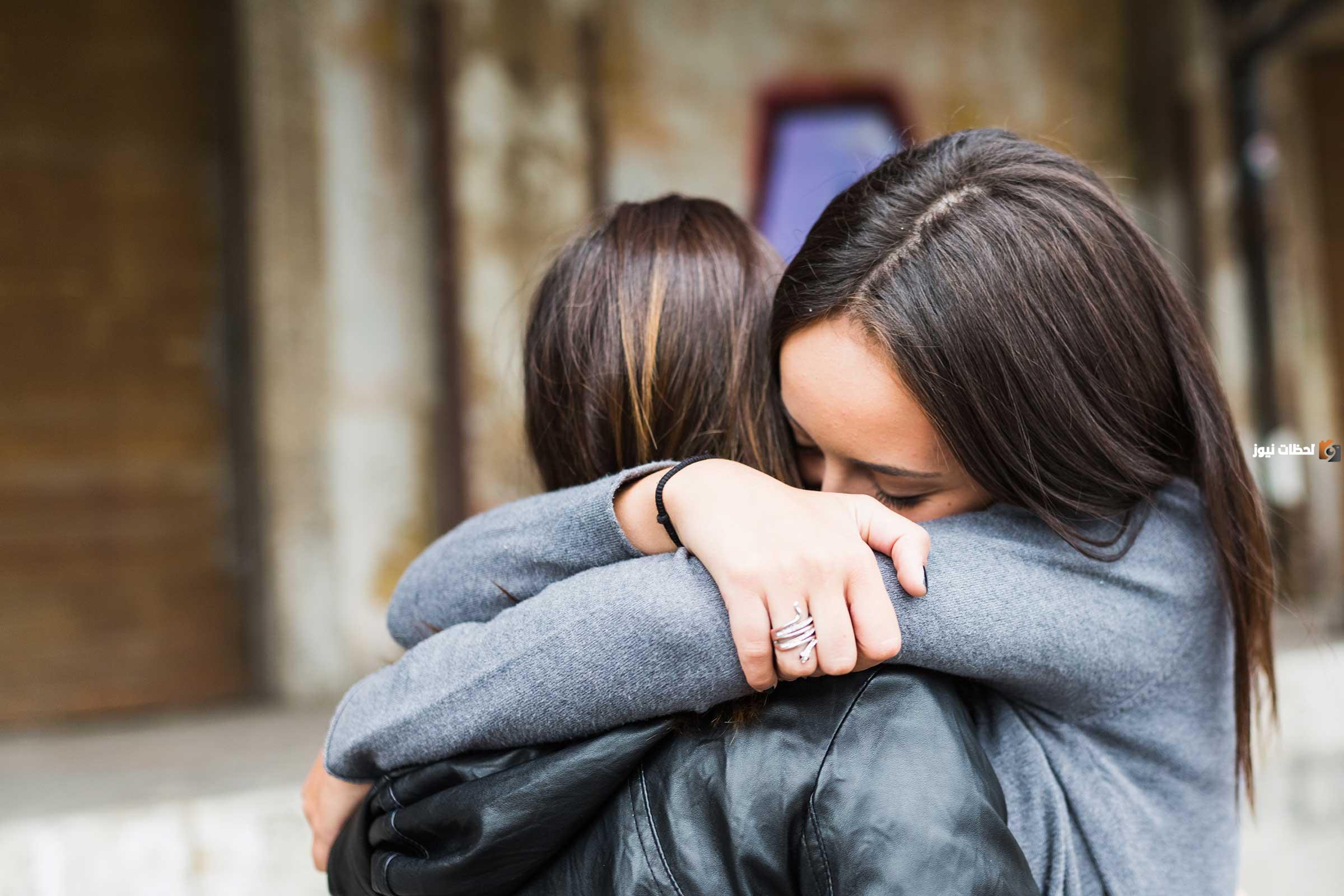 حالات لصديقتي البعيدة