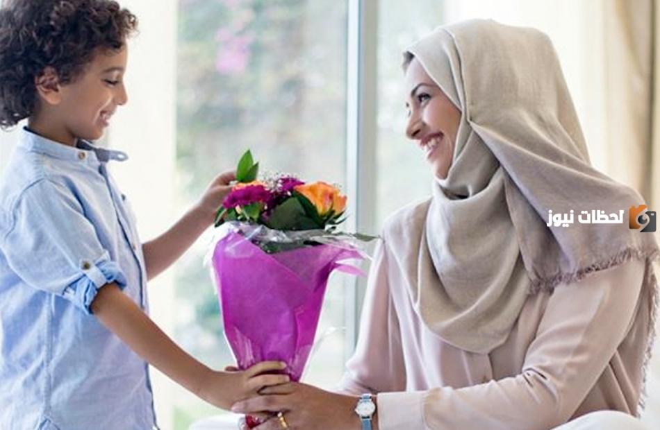 حكم الاحتفال بعيد الأم