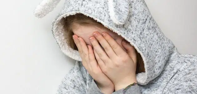 سبب نزول قطع لحم مع الدورة للمتزوجات .. وعلى ماذا تدل ؟