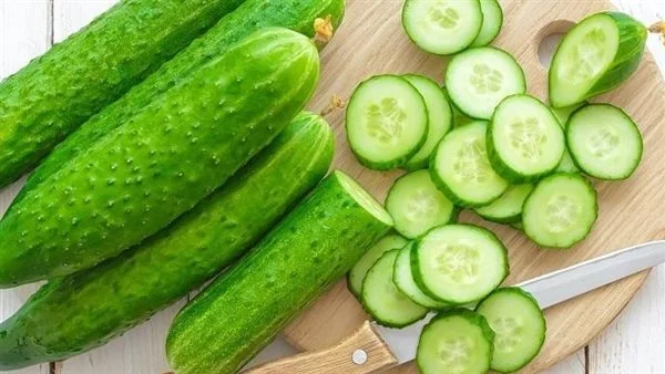 فوائد أكل الخيار يومياً