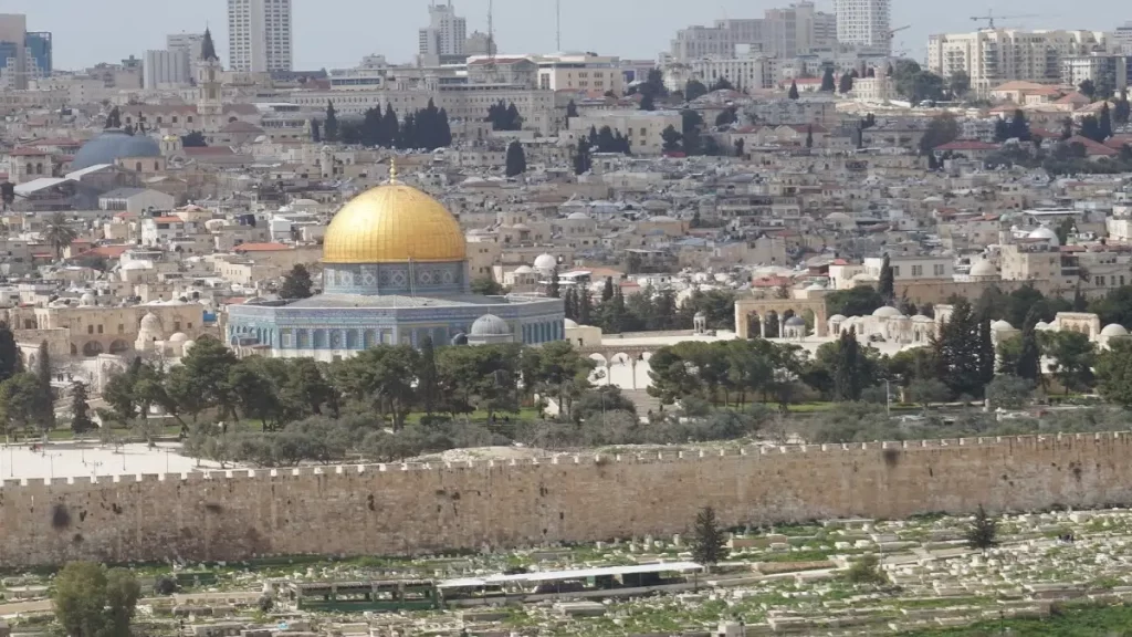كلمات مؤثرة عن القدس