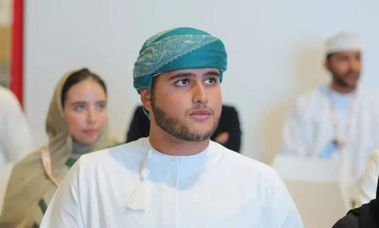 من هو بلعرب بن هيثم بن طارق آل سعيد