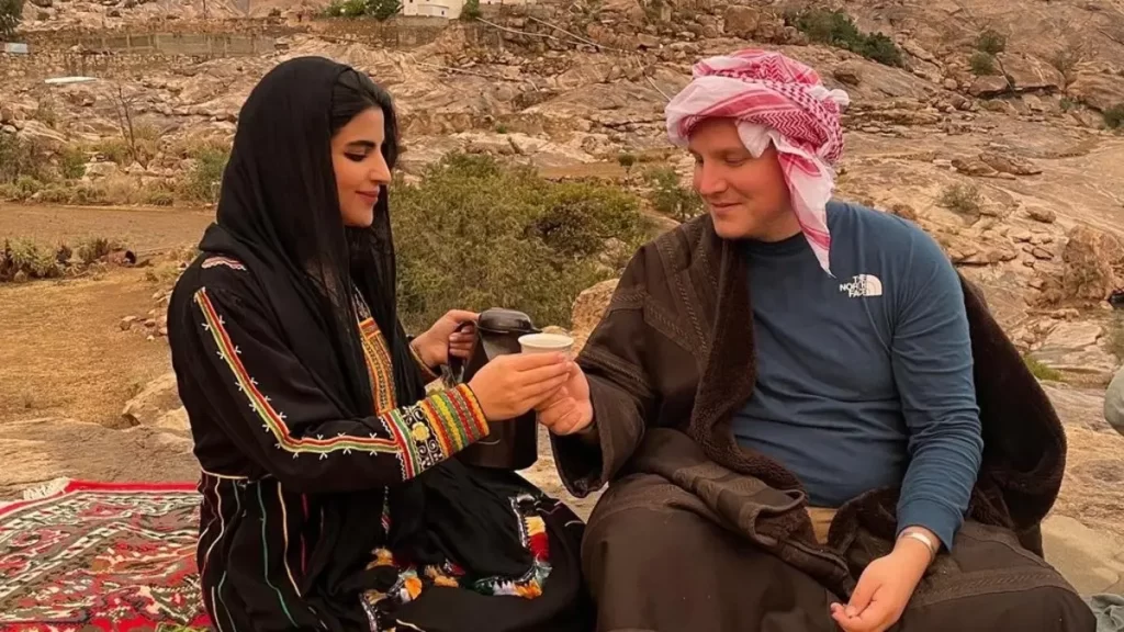 من هي زوجة ابو متعب الامريكي
