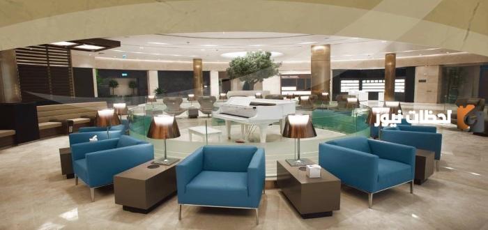 هل يمكن دخول صالة الفرسان برسوم