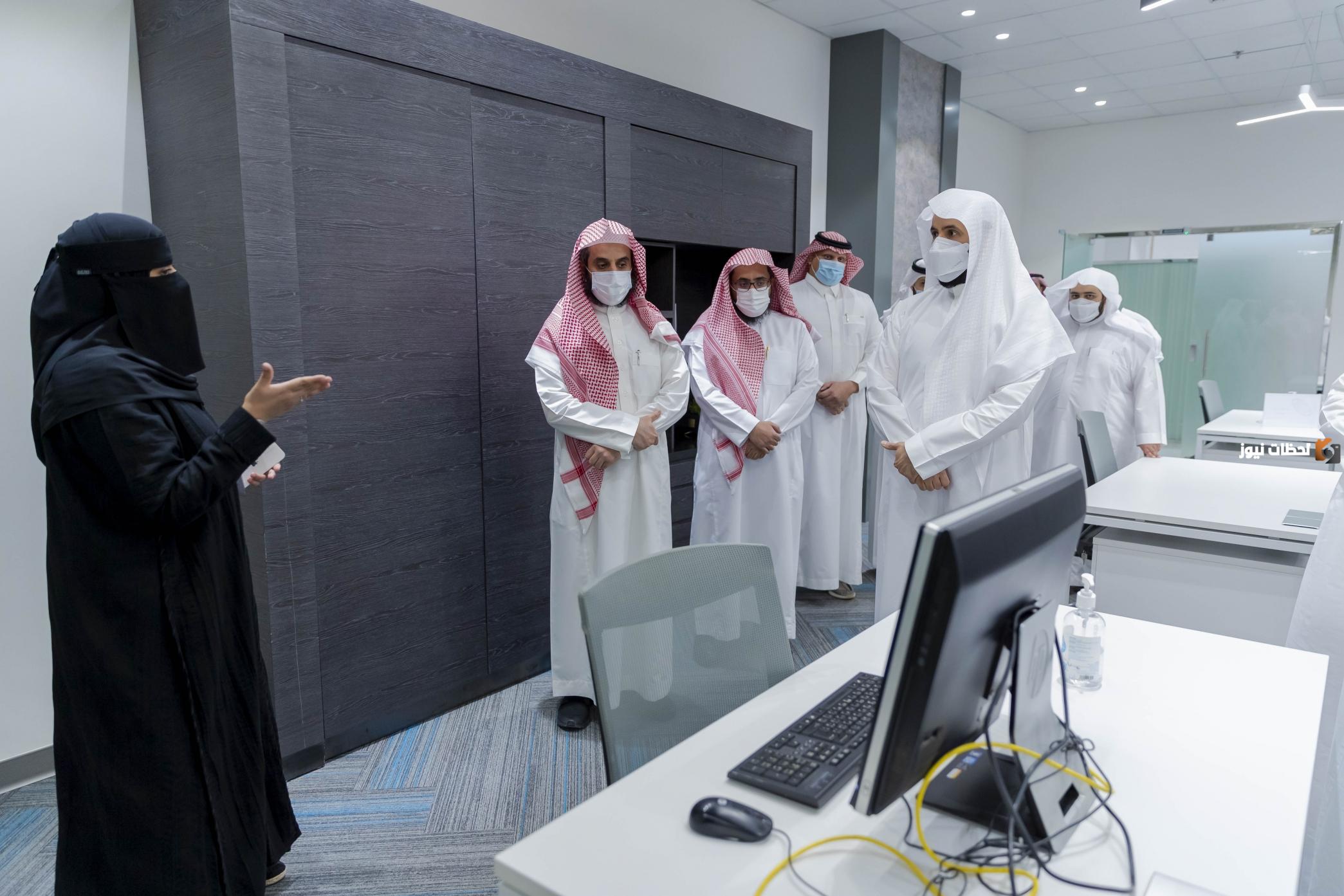 وزير العدل يدشن خدمات الرعاية الأسرية