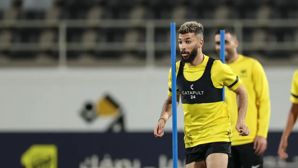 أزمة العبود وسانتو تهز الاتحاد