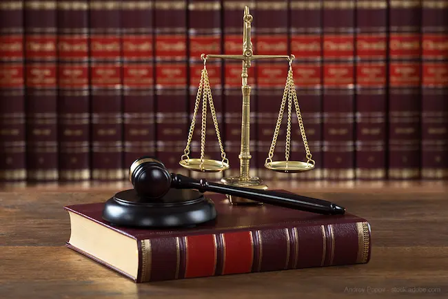إليك أهم المعلومات عن كلية حقوق