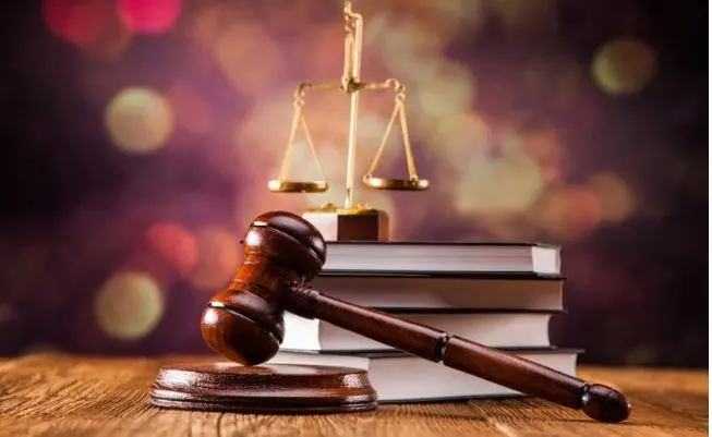 افضل جامعات القانون في السعودية