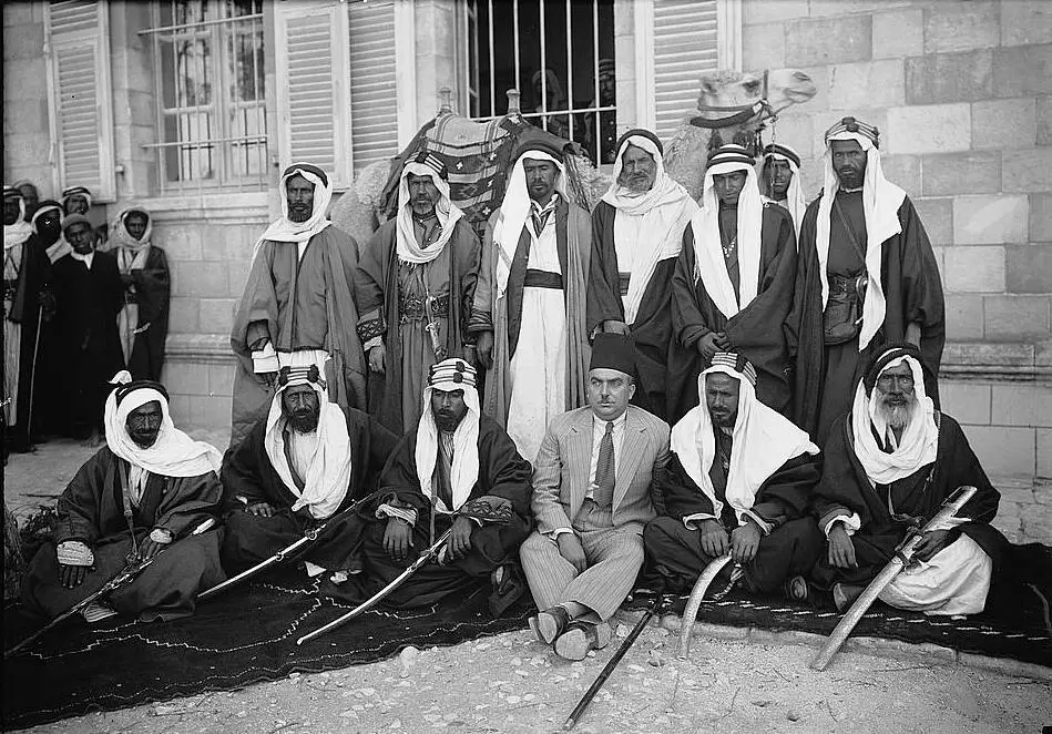 السيرة الذاتية عبد الله المخلص