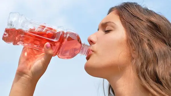 العلاقة بين المشروبات السكرية والعادة الشهرية وسرطان الثدي
