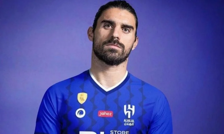 خروج اللاعب نيفيز من نادي الهلال السعودي يعتبر مسألة وقت