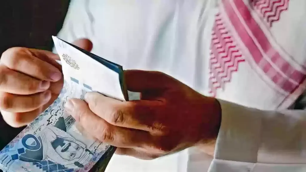 راتب المخلص الجمركي في السعودية