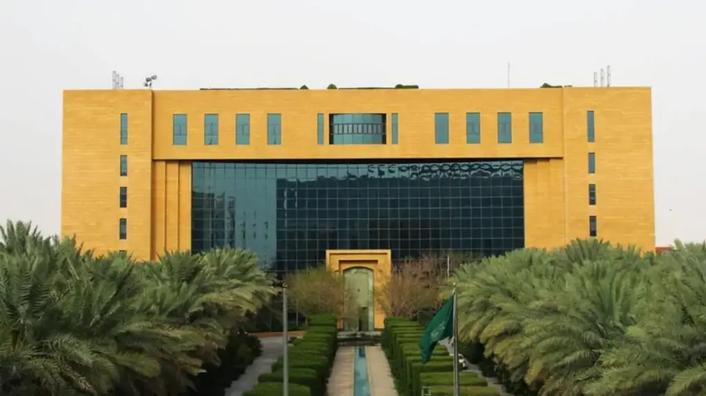 غرامات مالية لـ 3 مخالفات تخص الأفراد في النظافة العامة تفرضها البلدية الان