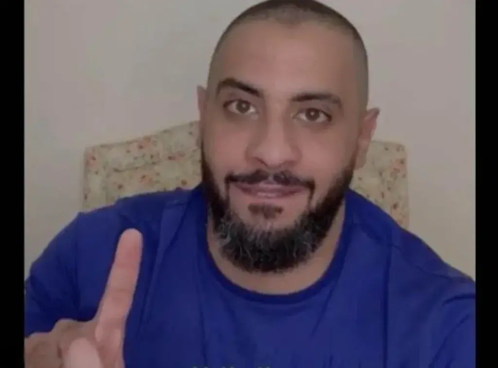 كم عمر عبودي باد السيرة الذاتية