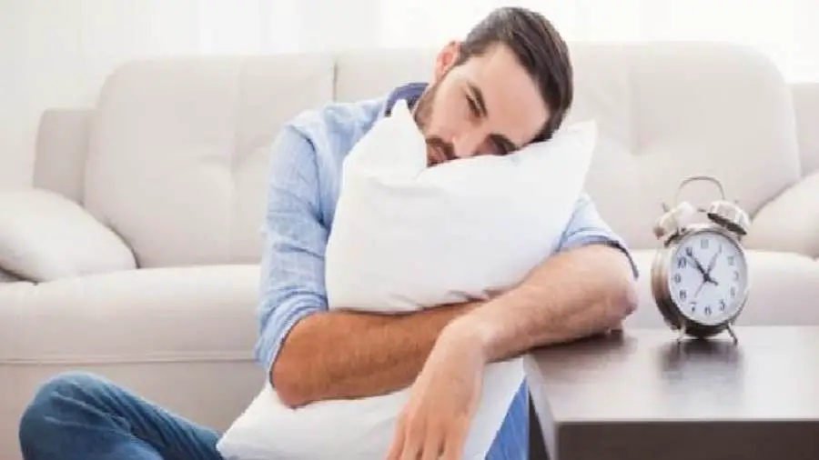 كيف تحدث الدورة الشهرية عند الرجال وماهي أعراضها