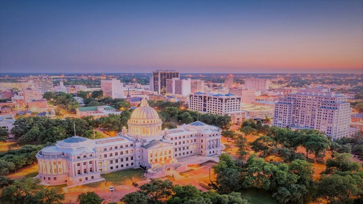 ما أصغر ولاية أمريكية