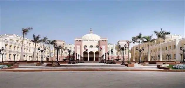 ما شروط الالتحاق بكليات الجامعة البريطانية والأوراق المطلوبة