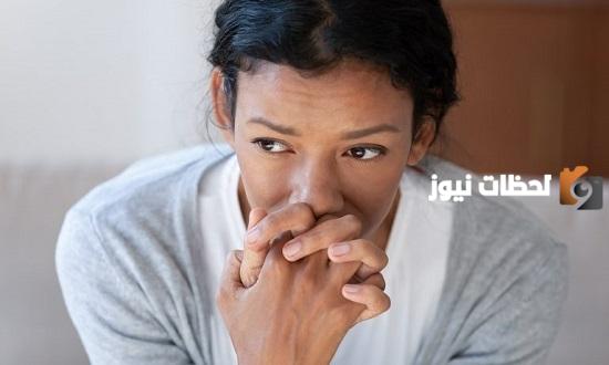 ما هي علامات التوتر في لغة الجسد
