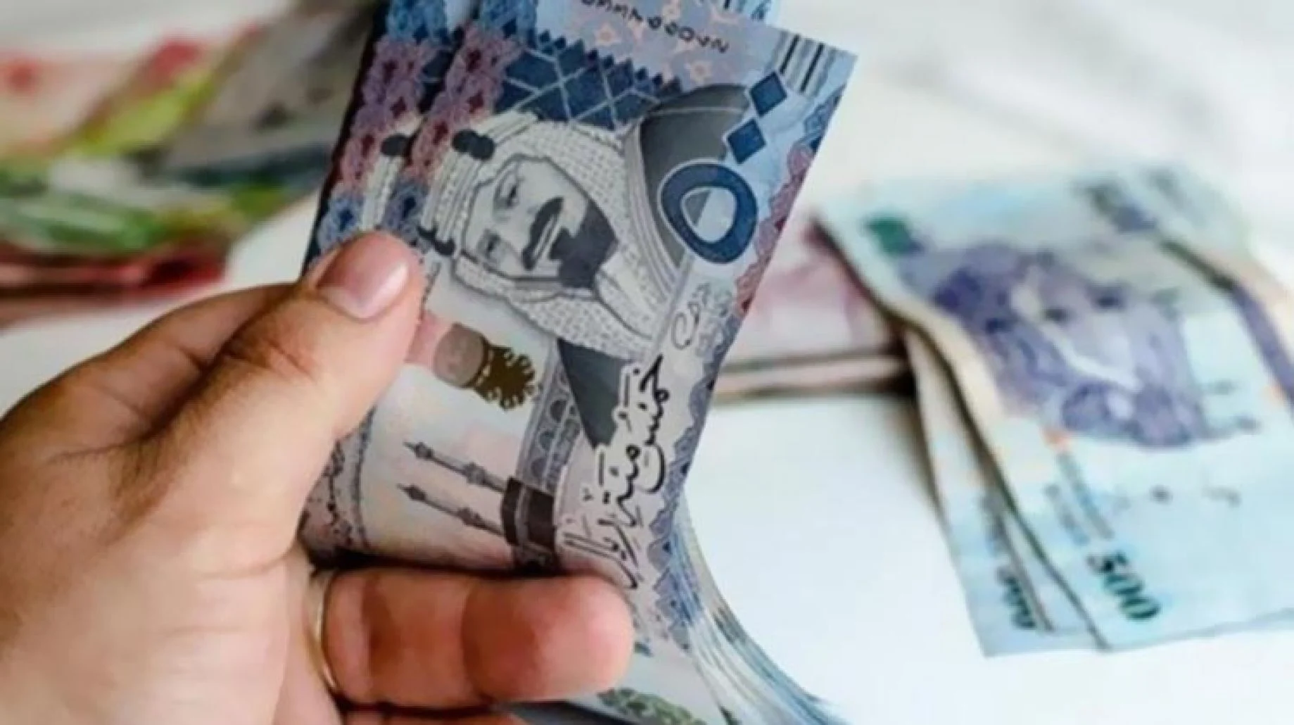 هل تعتبر المطلقة التي لديها أبناء كأسرة مستقلة