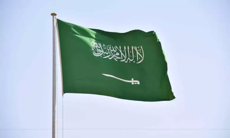بالخطوات طريقة تحويل الزيارة الى إقامة في السعودية